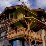 COURCHEVEL chrobak styl alpejski dom drewniany konstrukcje drewniane