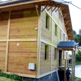 LA PLAGNE chrobak dom drewniany styl alpejski