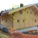 les Contamines domy drewniane chrobak styl alpejski konstrukcja grewniana.